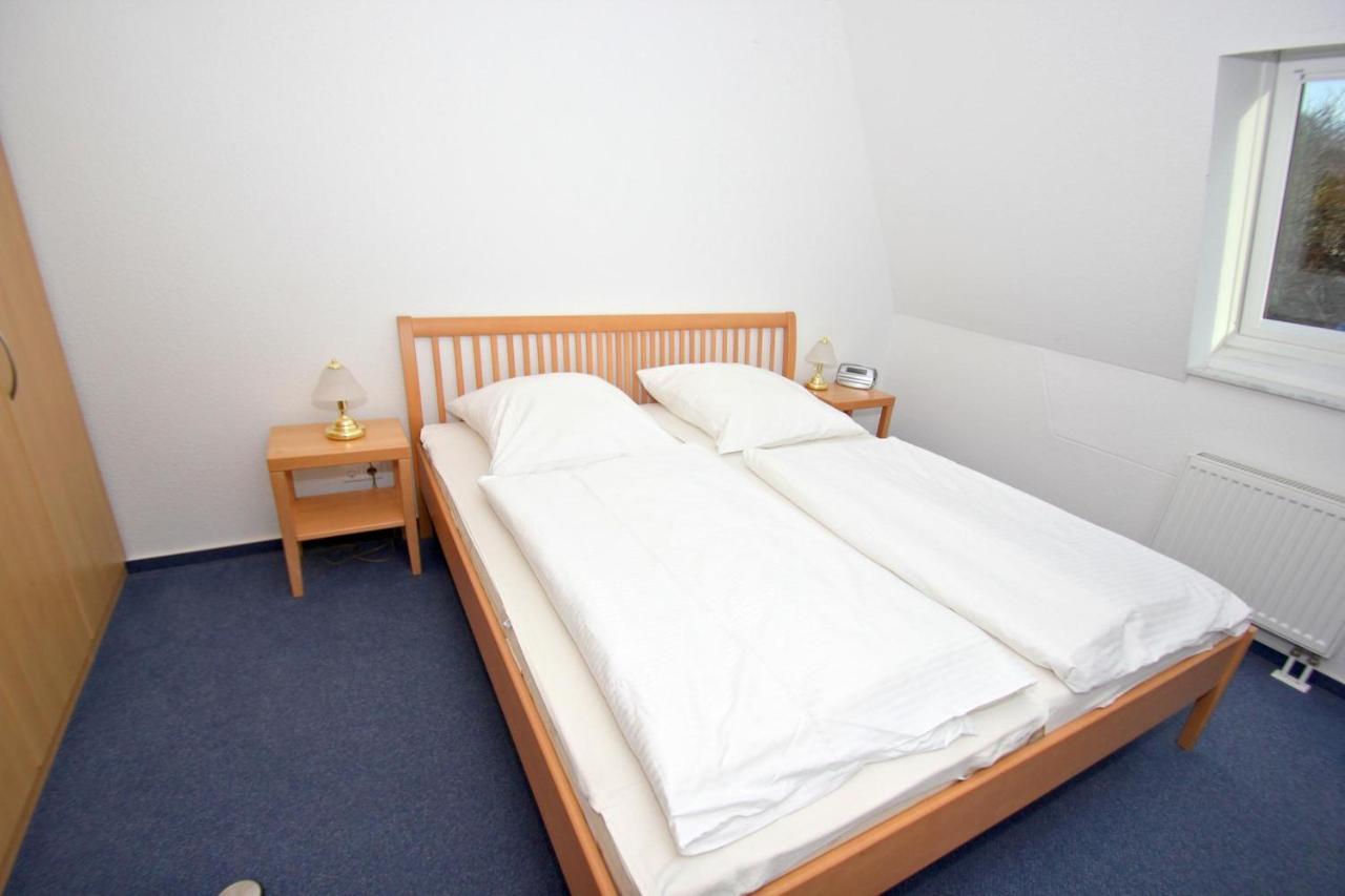 Hafennahe Ferienwohnung Mit Balkon Und Meerblick - Hafenhaeuser Wiek Wohnung 13 Wiek auf Rügen Zewnętrze zdjęcie